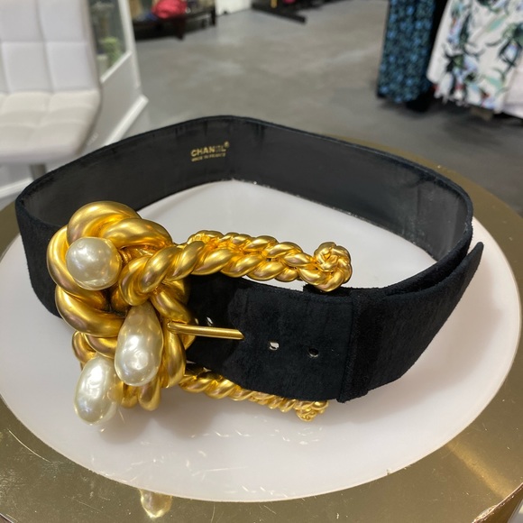 Authentic Chanel Vintage Twisted Gold Belt XS - Picture 14 of 16